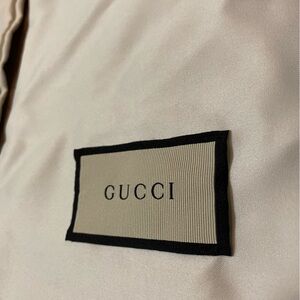 Beautiful Gucci dust bags! Very handy!